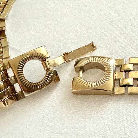 Vintage Metallic Link Choker - Picture 5 of 6